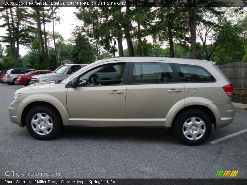 Light Sandstone Metallic / Dark Slate Gray 2009 Dodge Journey SE