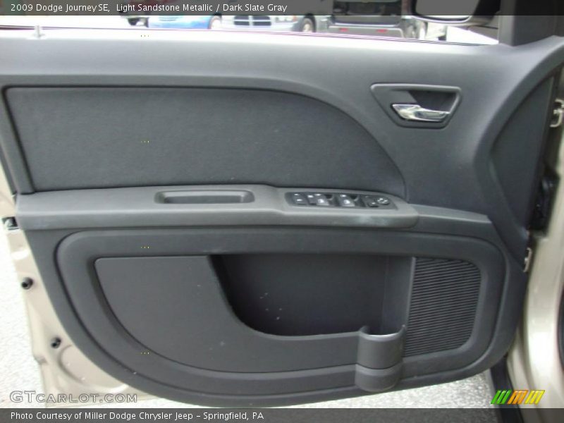 Light Sandstone Metallic / Dark Slate Gray 2009 Dodge Journey SE