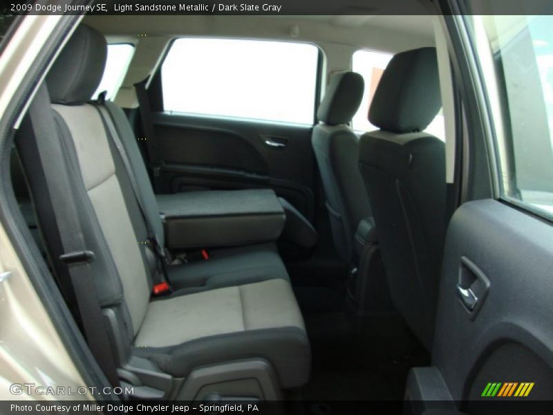 Light Sandstone Metallic / Dark Slate Gray 2009 Dodge Journey SE
