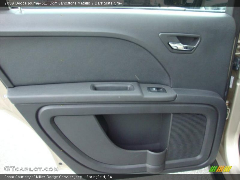 Light Sandstone Metallic / Dark Slate Gray 2009 Dodge Journey SE
