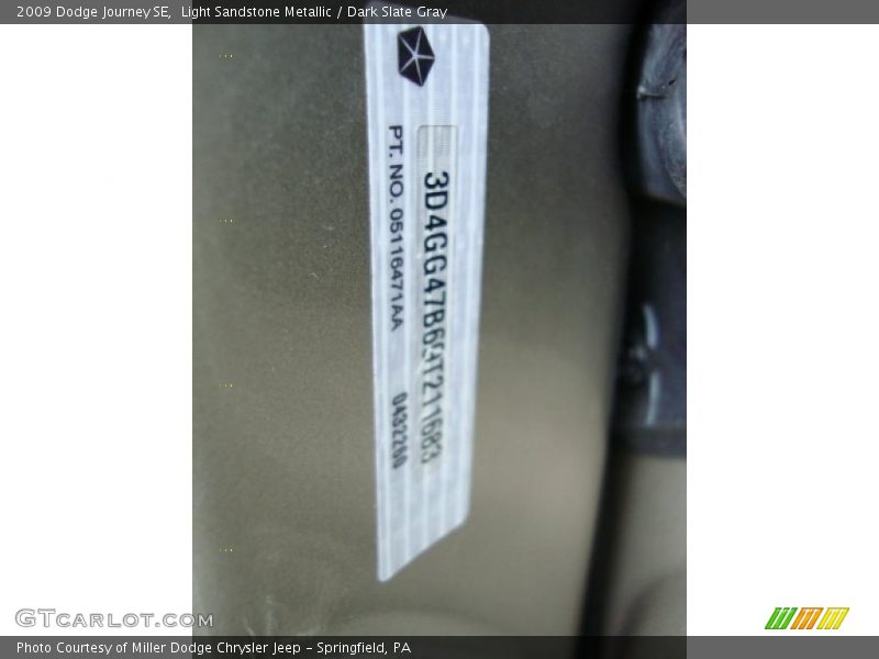 Light Sandstone Metallic / Dark Slate Gray 2009 Dodge Journey SE