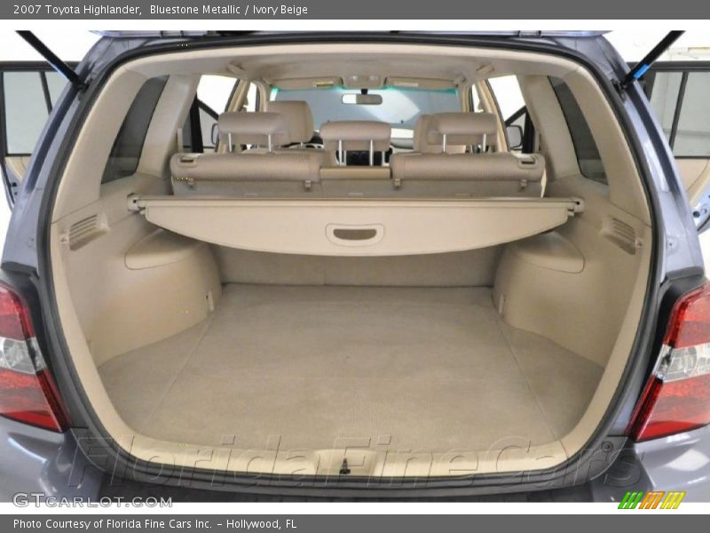 Bluestone Metallic / Ivory Beige 2007 Toyota Highlander