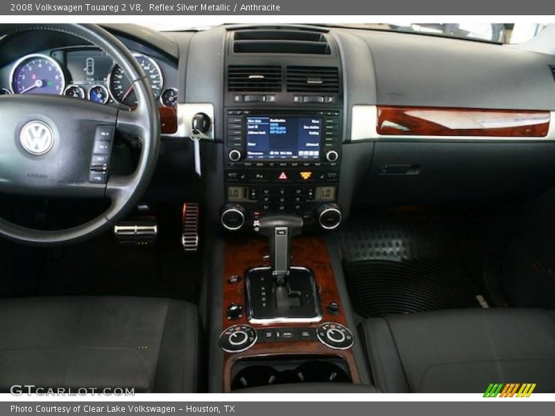 Reflex Silver Metallic / Anthracite 2008 Volkswagen Touareg 2 V8