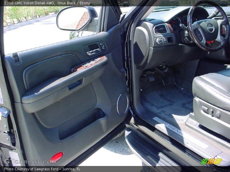 Onyx Black / Ebony 2008 GMC Yukon Denali AWD