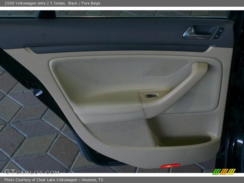 Black / Pure Beige 2006 Volkswagen Jetta 2.5 Sedan