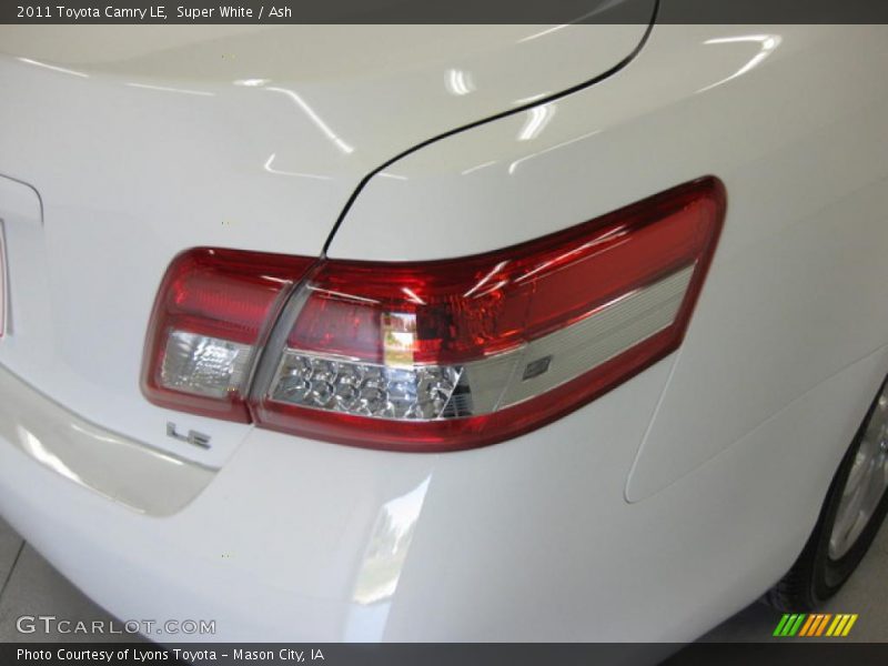 Super White / Ash 2011 Toyota Camry LE