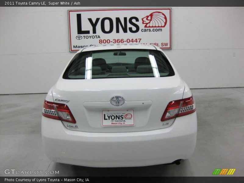 Super White / Ash 2011 Toyota Camry LE