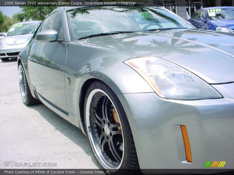 Silverstone Metallic / Charcoal 2005 Nissan 350Z Anniversary Edition Coupe