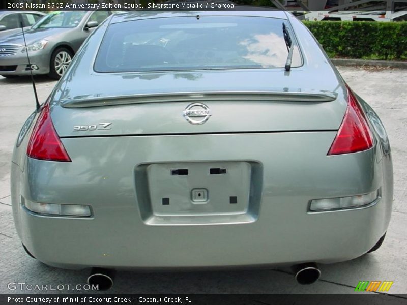 Silverstone Metallic / Charcoal 2005 Nissan 350Z Anniversary Edition Coupe