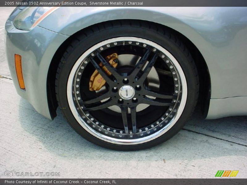 Silverstone Metallic / Charcoal 2005 Nissan 350Z Anniversary Edition Coupe