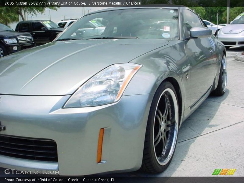Silverstone Metallic / Charcoal 2005 Nissan 350Z Anniversary Edition Coupe