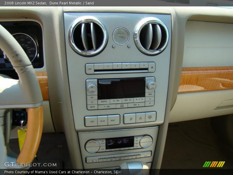 Dune Pearl Metallic / Sand 2008 Lincoln MKZ Sedan