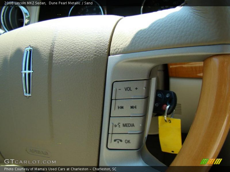 Dune Pearl Metallic / Sand 2008 Lincoln MKZ Sedan