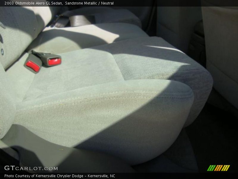 Sandstone Metallic / Neutral 2003 Oldsmobile Alero GL Sedan