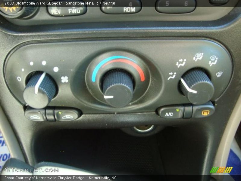 Sandstone Metallic / Neutral 2003 Oldsmobile Alero GL Sedan