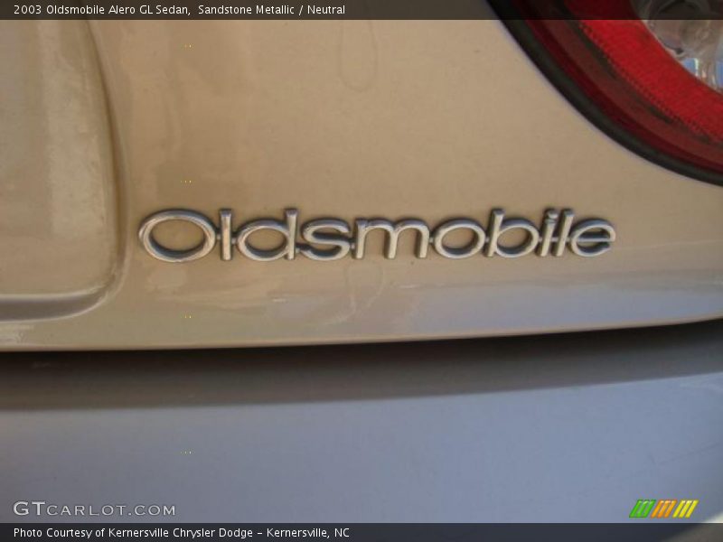 Sandstone Metallic / Neutral 2003 Oldsmobile Alero GL Sedan