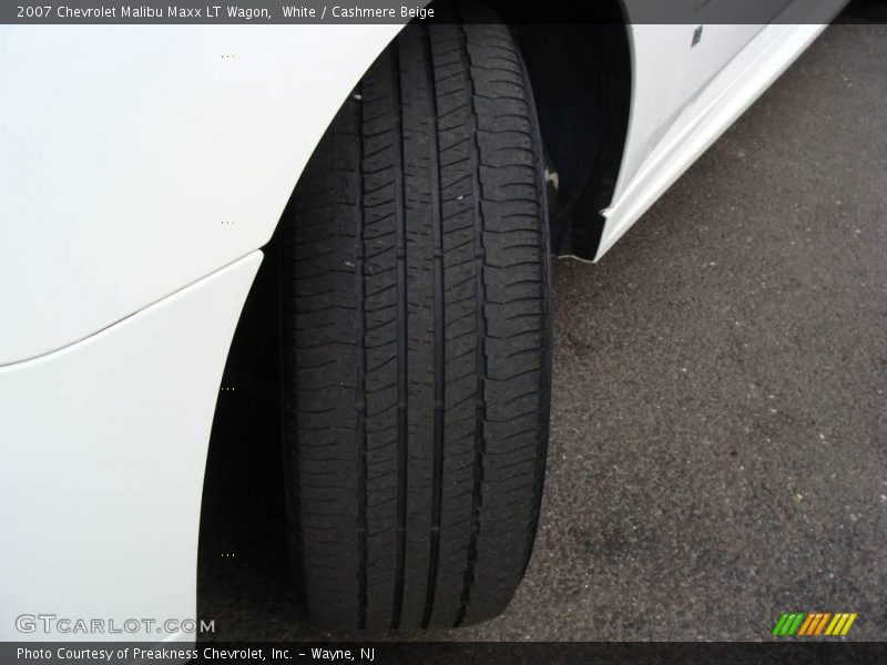 White / Cashmere Beige 2007 Chevrolet Malibu Maxx LT Wagon