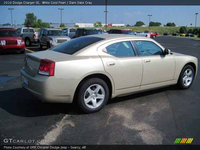 White Gold Pearl / Dark Slate Gray 2010 Dodge Charger SE