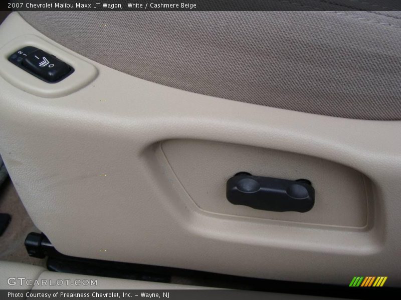 White / Cashmere Beige 2007 Chevrolet Malibu Maxx LT Wagon