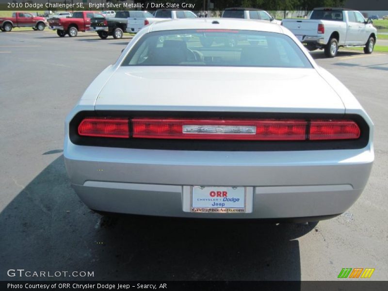 Bright Silver Metallic / Dark Slate Gray 2010 Dodge Challenger SE