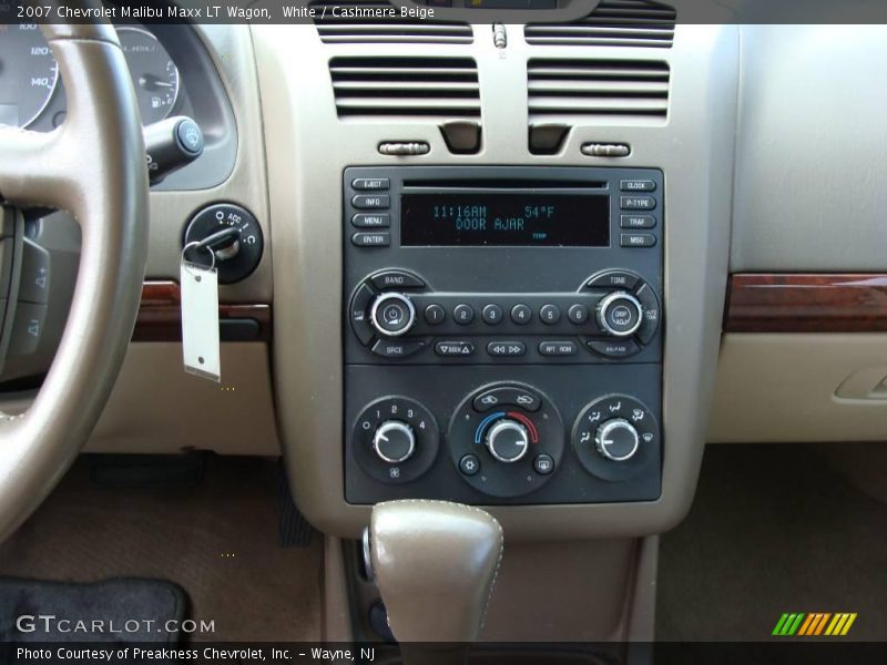 White / Cashmere Beige 2007 Chevrolet Malibu Maxx LT Wagon