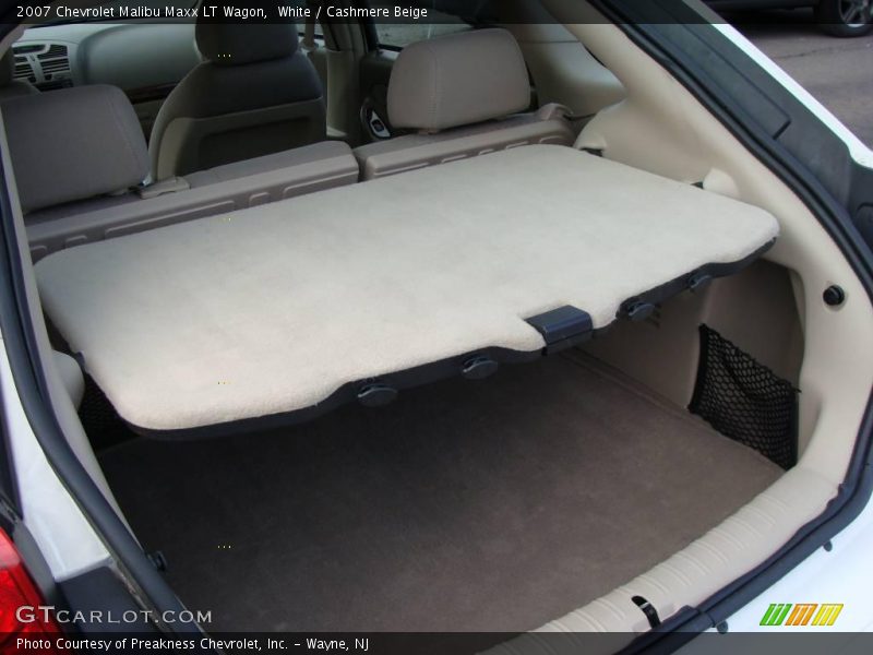 White / Cashmere Beige 2007 Chevrolet Malibu Maxx LT Wagon