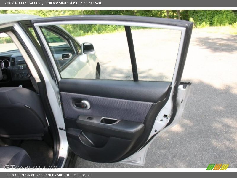 Brilliant Silver Metallic / Charcoal 2007 Nissan Versa SL