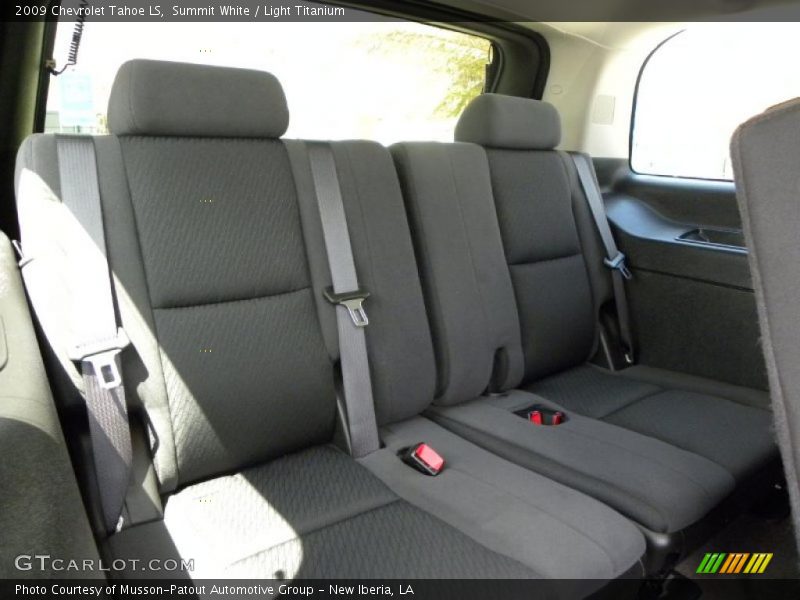Summit White / Light Titanium 2009 Chevrolet Tahoe LS