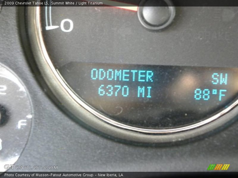 Summit White / Light Titanium 2009 Chevrolet Tahoe LS