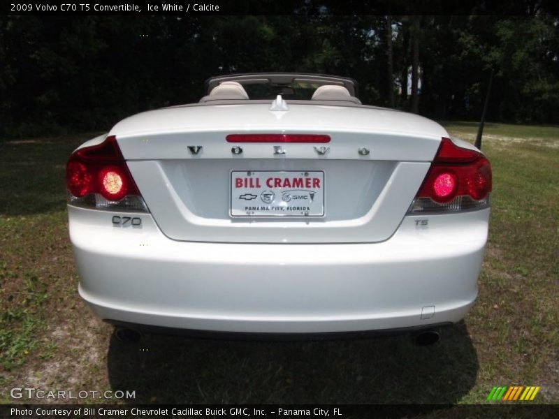 Ice White / Calcite 2009 Volvo C70 T5 Convertible