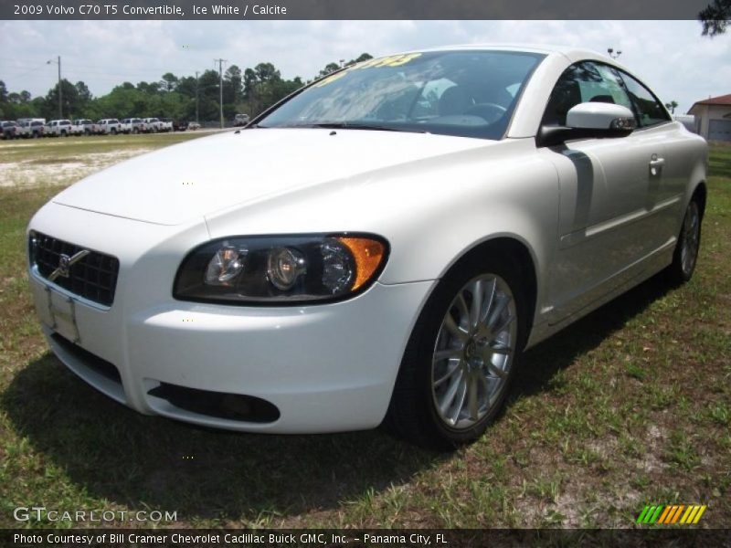 Ice White / Calcite 2009 Volvo C70 T5 Convertible