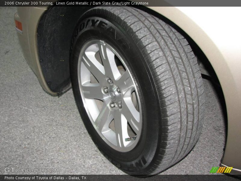 Linen Gold Metallic / Dark Slate Gray/Light Graystone 2006 Chrysler 300 Touring