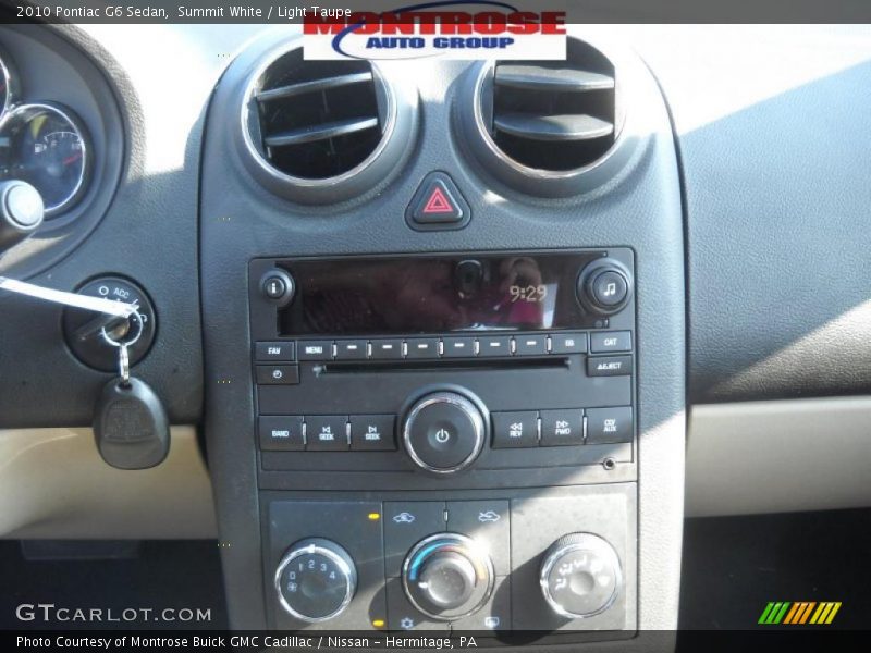 Summit White / Light Taupe 2010 Pontiac G6 Sedan