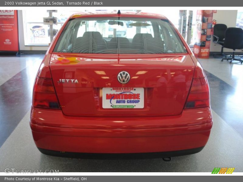 Tornado Red / Black 2003 Volkswagen Jetta GL Sedan