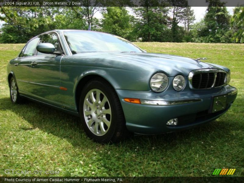 Zircon Metallic / Dove 2004 Jaguar XJ XJ8