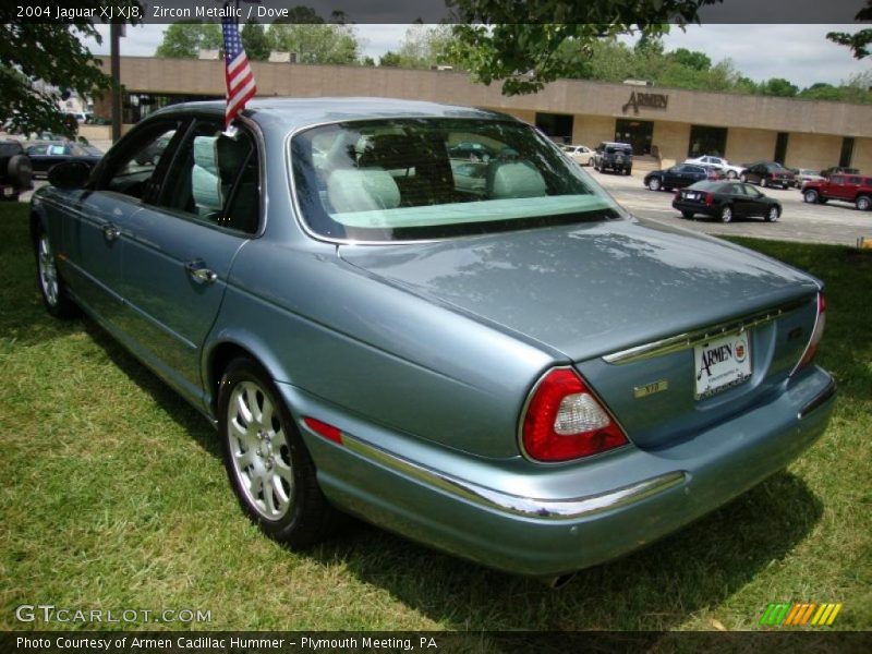 Zircon Metallic / Dove 2004 Jaguar XJ XJ8