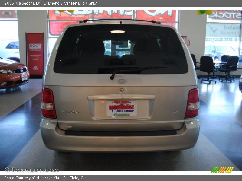 Diamond Silver Metallic / Gray 2005 Kia Sedona LX