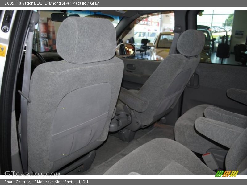 Diamond Silver Metallic / Gray 2005 Kia Sedona LX