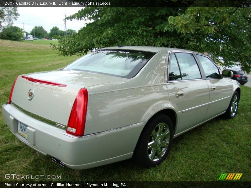 Light Platinum / Shale/Cocoa 2007 Cadillac DTS Luxury II
