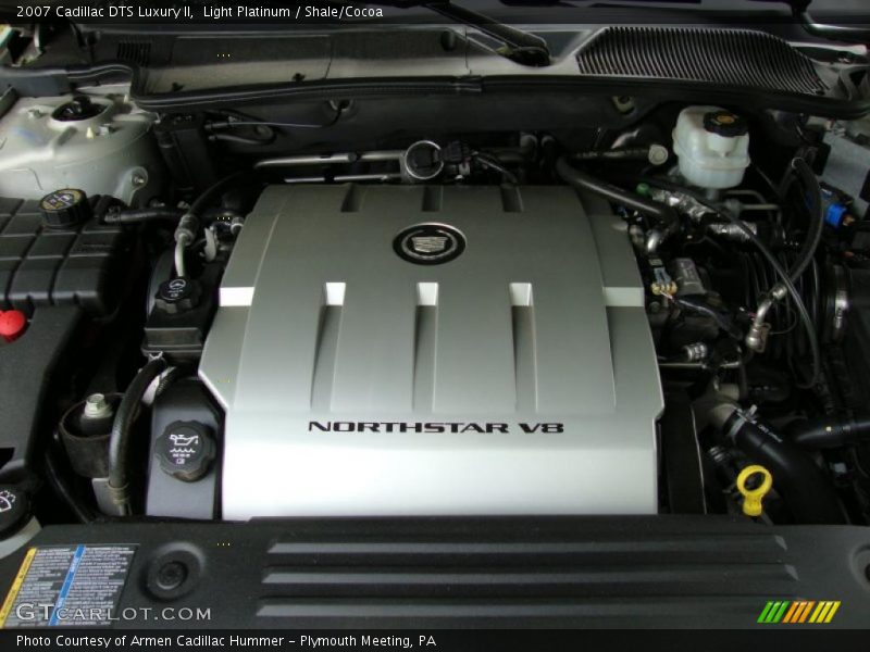 Light Platinum / Shale/Cocoa 2007 Cadillac DTS Luxury II