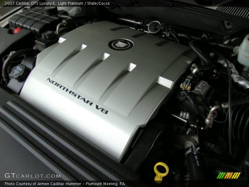 Light Platinum / Shale/Cocoa 2007 Cadillac DTS Luxury II