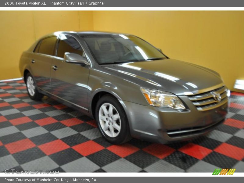 Phantom Gray Pearl / Graphite 2006 Toyota Avalon XL