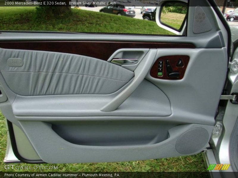 Brilliant Silver Metallic / Ash 2000 Mercedes-Benz E 320 Sedan