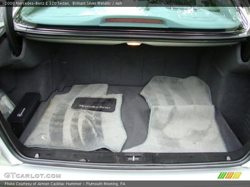 Brilliant Silver Metallic / Ash 2000 Mercedes-Benz E 320 Sedan