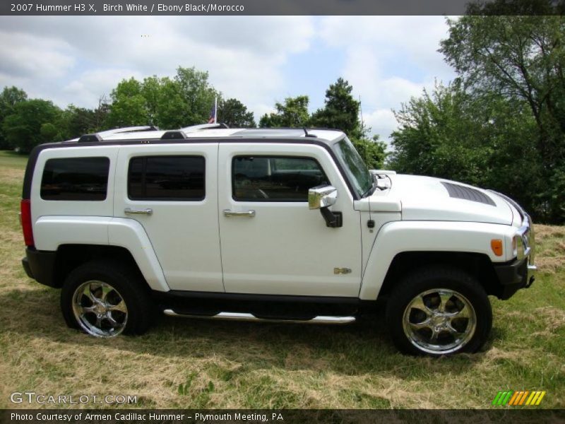 Birch White / Ebony Black/Morocco 2007 Hummer H3 X