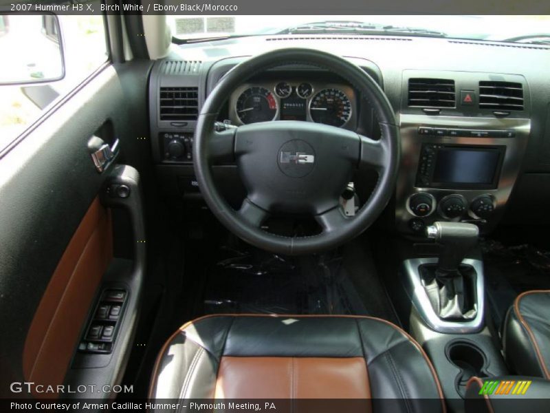 Birch White / Ebony Black/Morocco 2007 Hummer H3 X