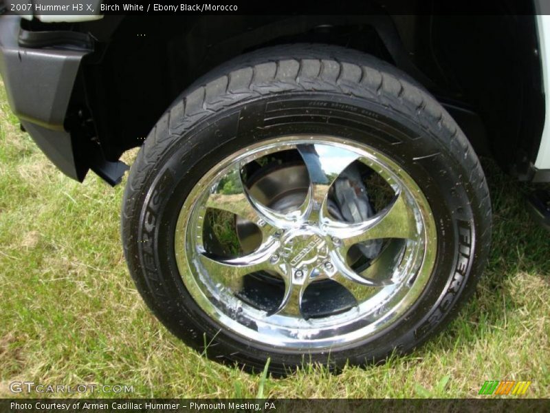 Birch White / Ebony Black/Morocco 2007 Hummer H3 X