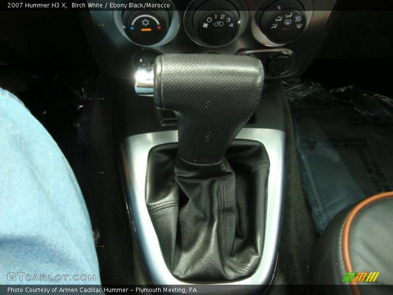 Birch White / Ebony Black/Morocco 2007 Hummer H3 X