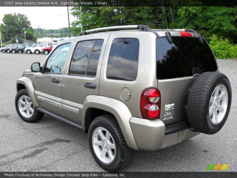 Light Khaki Metallic / Khaki 2007 Jeep Liberty Limited 4x4