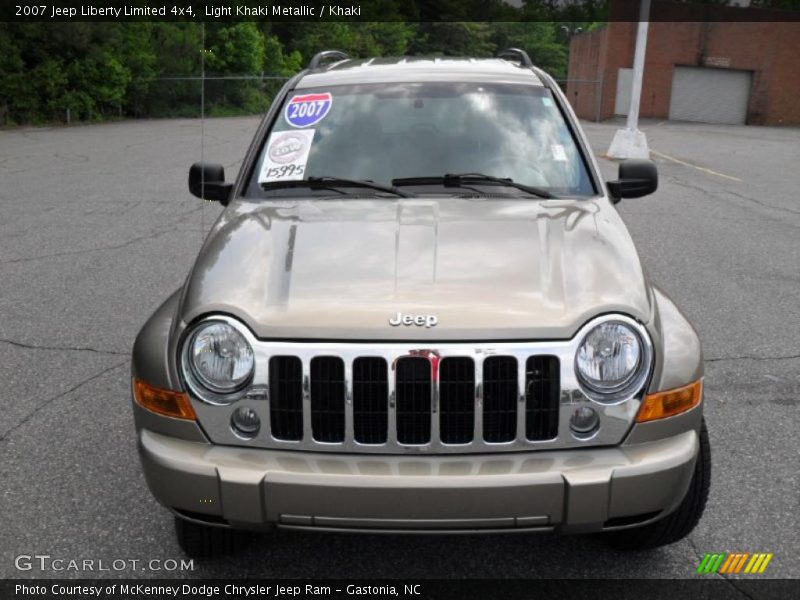 Light Khaki Metallic / Khaki 2007 Jeep Liberty Limited 4x4
